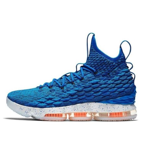Nike LeBron 15 - Chaussure Polyvalente Performance Complète