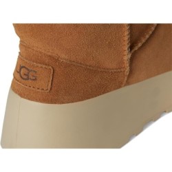 UGG Classic Streetscape Style Adaptable Polyvalent Usage